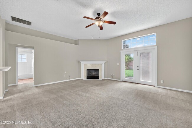 Building Photo - 12799 Glade Springs Dr S