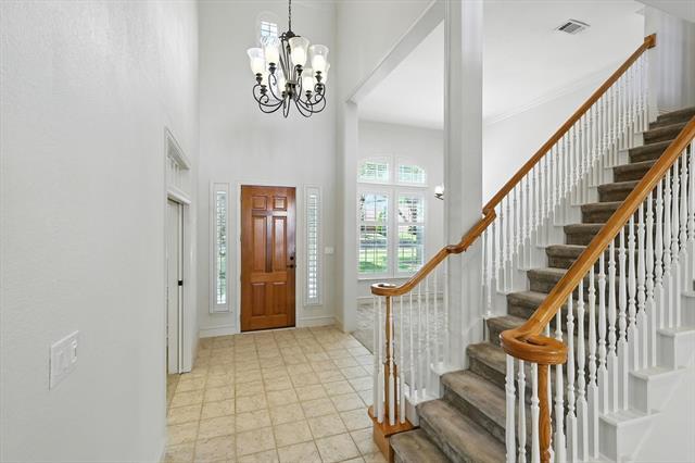 Building Photo - 7700 Red Clover Dr