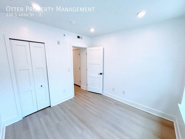 Building Photo - 230 S 46th St
