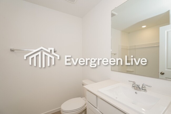 Building Photo - 1116 Tufted Dr