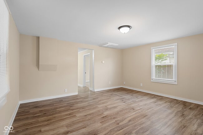 Building Photo - 2151 Park Ave