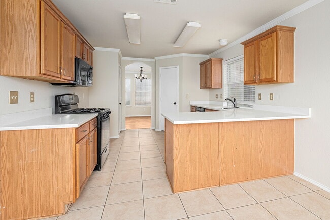 Building Photo - 2119 Oleander Way