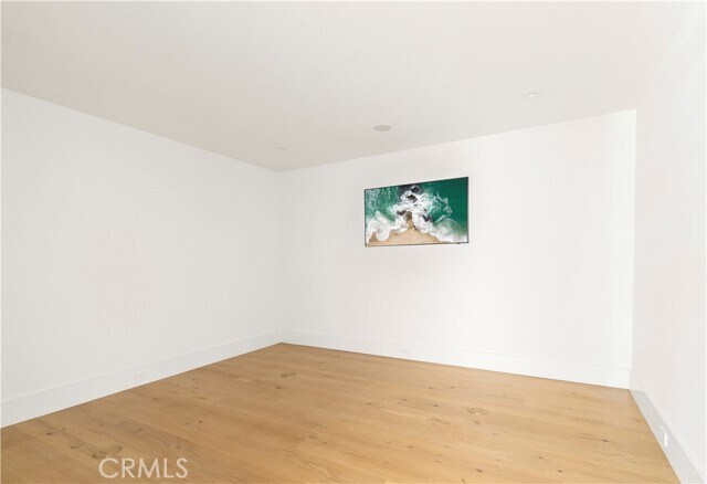 Building Photo - 420 Emerald Bay