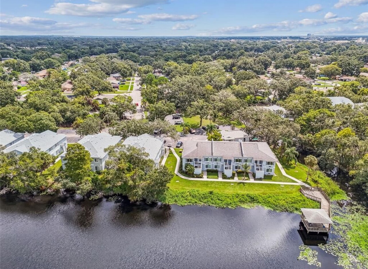 Building Photo - 4134 Dolphin Dr