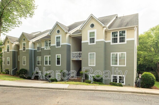 Primary Photo - 19901 Henderson Rd