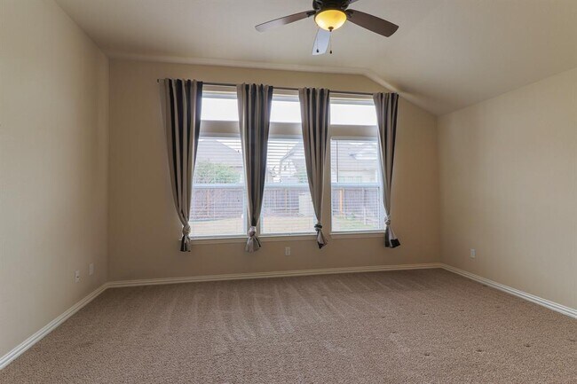 Building Photo - 8250 Arezzo Dr
