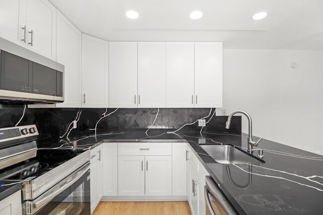 Building Photo - 5013 50th Way