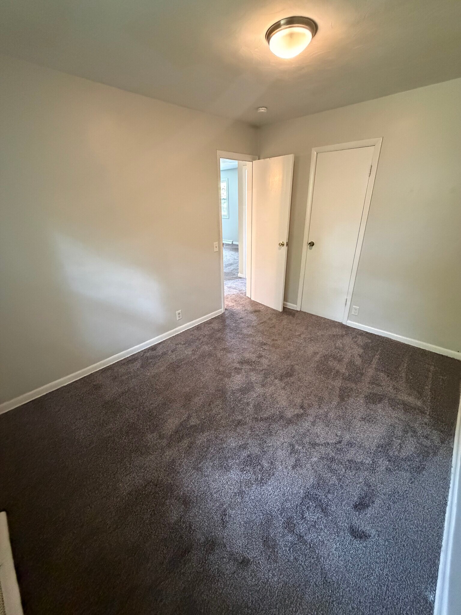 Building Photo - 2118 Ferrol St