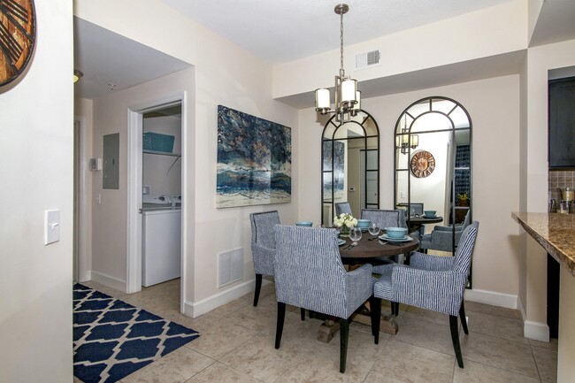Interior Photo - Bell Kendall West