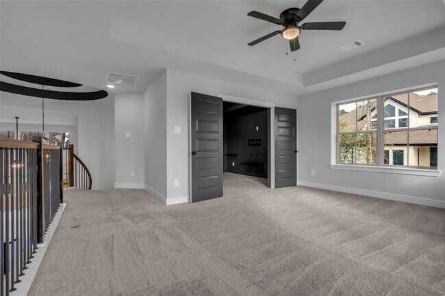 Building Photo - 215 Flower Moon Ct