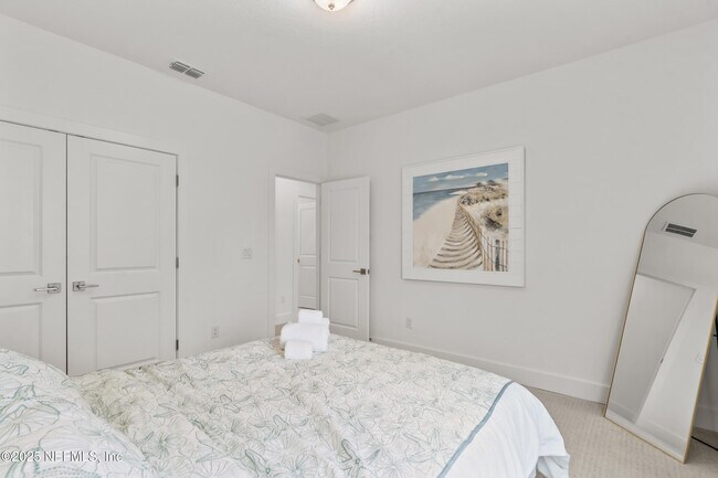 Building Photo - 127 Seaside Vis Ct