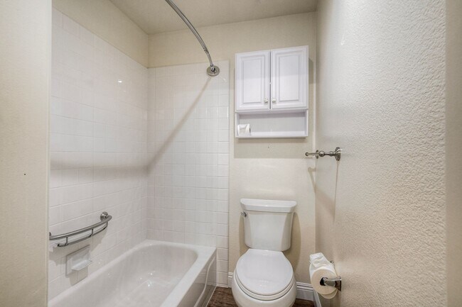 Building Photo - 2338 Cartegena Way