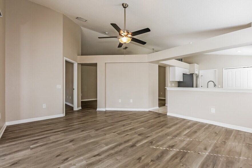 Building Photo - 6934 Waterbrook Ct