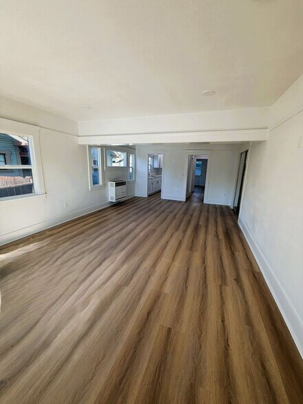 Building Photo - 1169 E Broadway