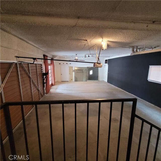 Building Photo - 303 S Kenneth Rd