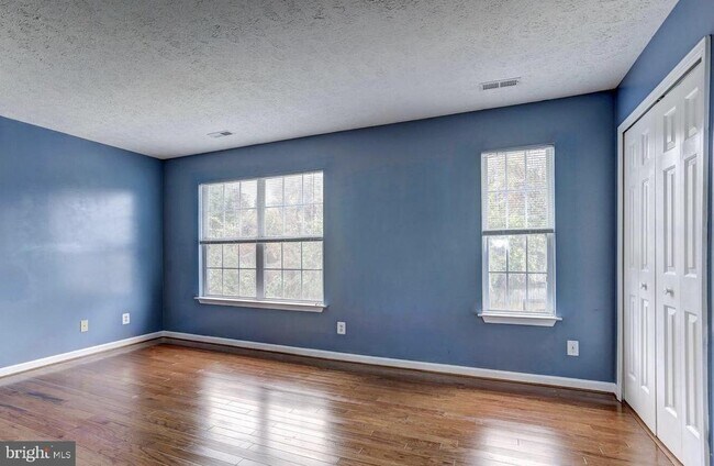 Building Photo - 307 Stafford Mews Ln