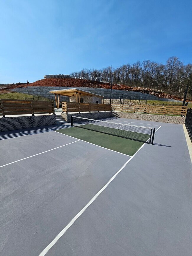 Building Photo - Modern 3-Bedroom Home with Flex Room, Pool, and Pickleball Court