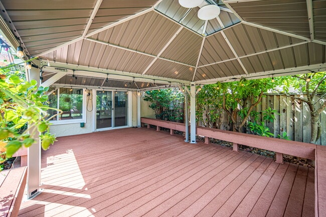 Building Photo - 4560 Benedick Ct