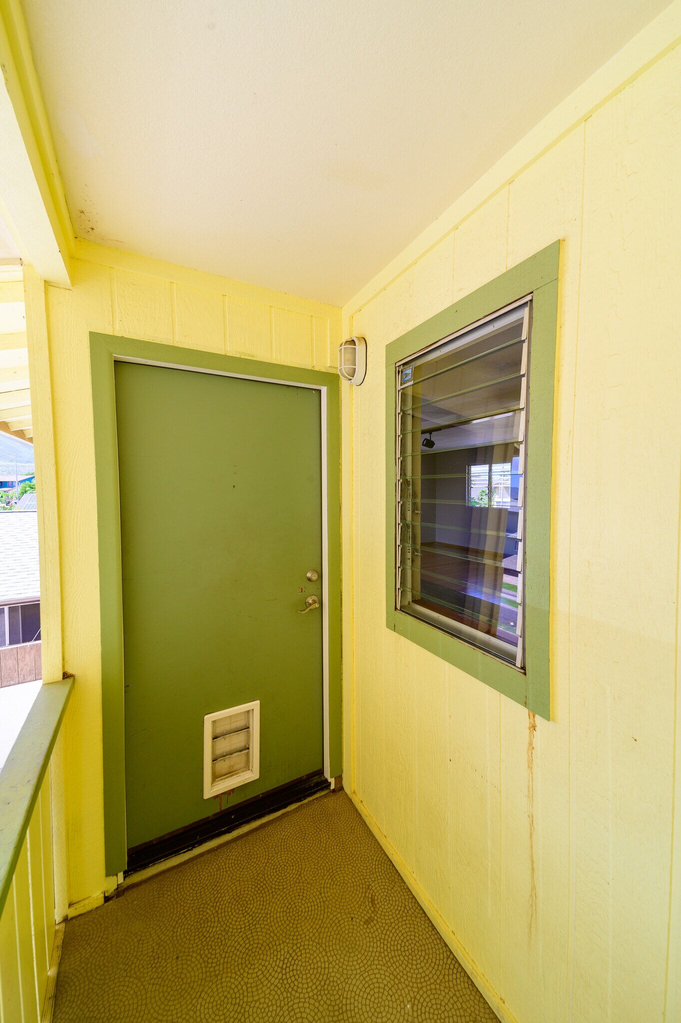 Building Photo - 148 Hoomoku Street