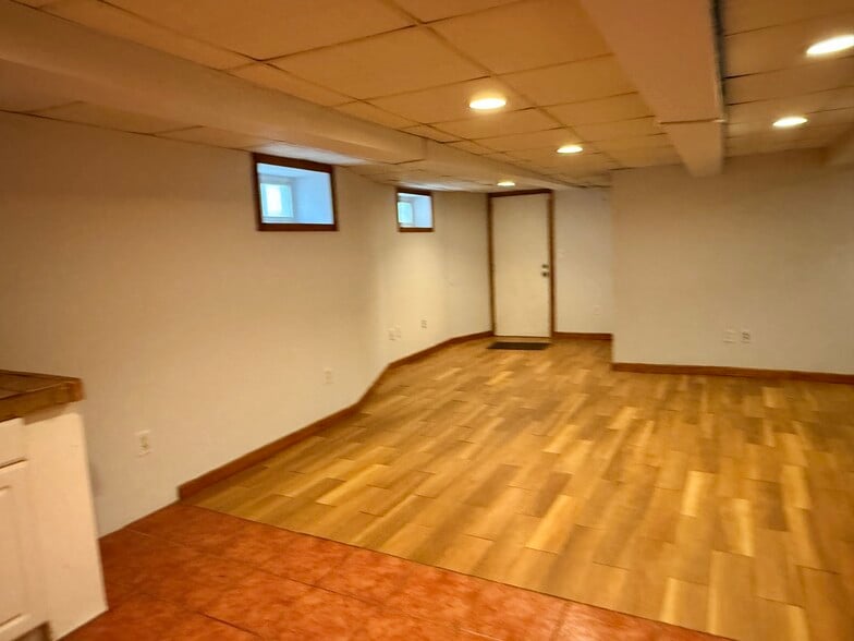 Building Photo - 409 Cleveland Ave