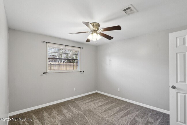 Building Photo - 1854 Lakotna Dr