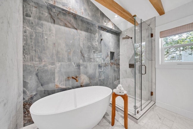 Building Photo - 6296 W County Hwy 30A