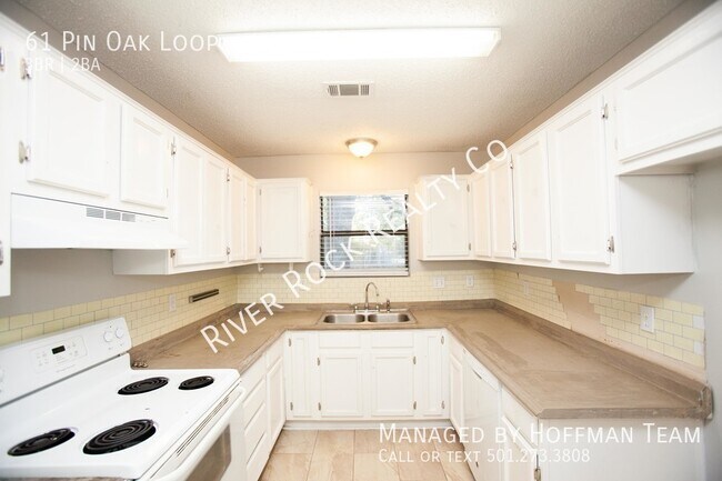 Building Photo - 61 Pin Oak Lp
