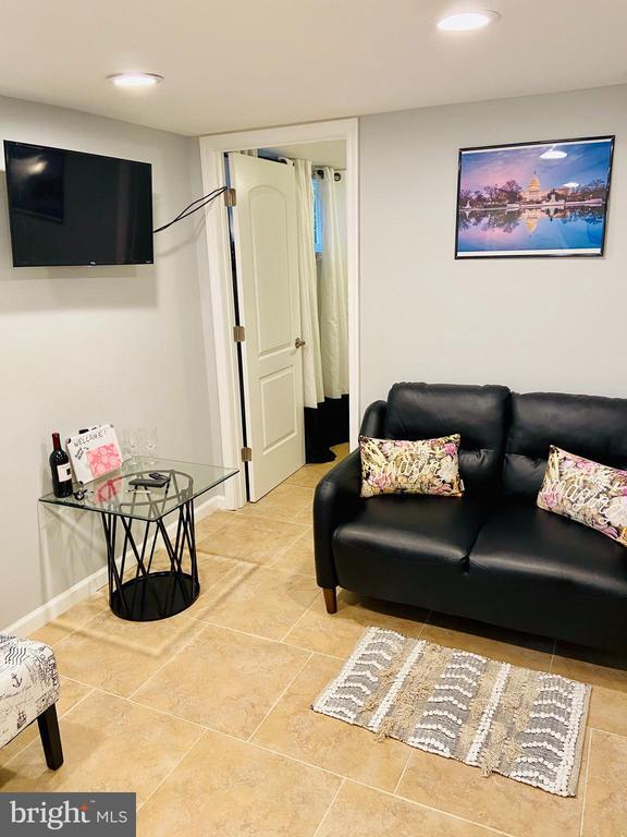 Building Photo - 113 Forrester St SW