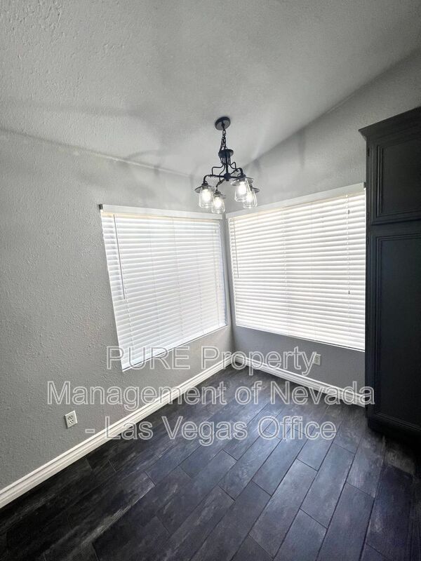 Building Photo - 1401 Healing Waters Ln