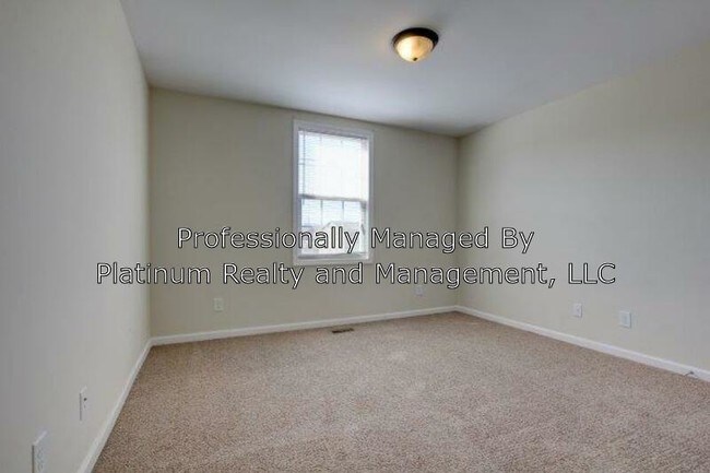 Building Photo - 1718 Thistlewood Dr
