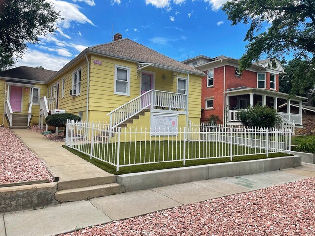 Primary Photo - 1034 Pleasant Street, Unit A