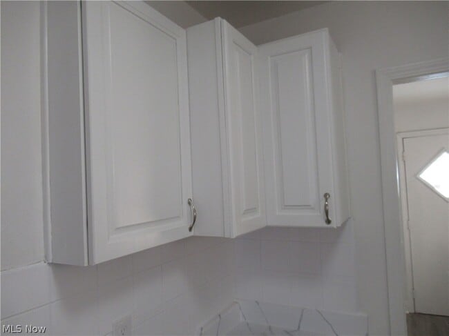 Building Photo - 1403 Dawnwood Dr