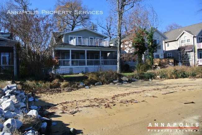 Building Photo - 7025 bay front drive