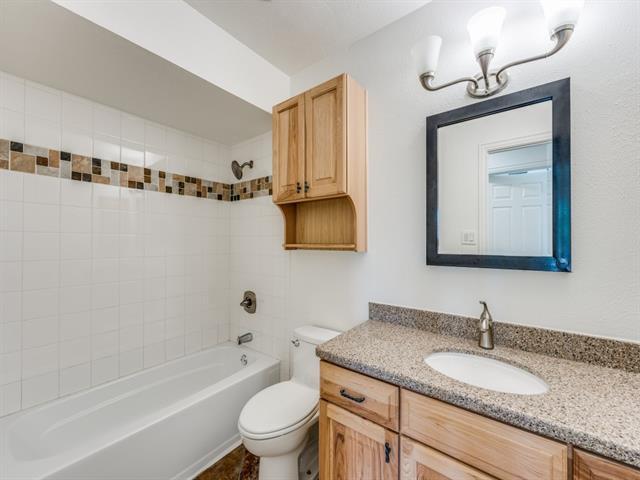 Building Photo - 1405 Kesser Dr