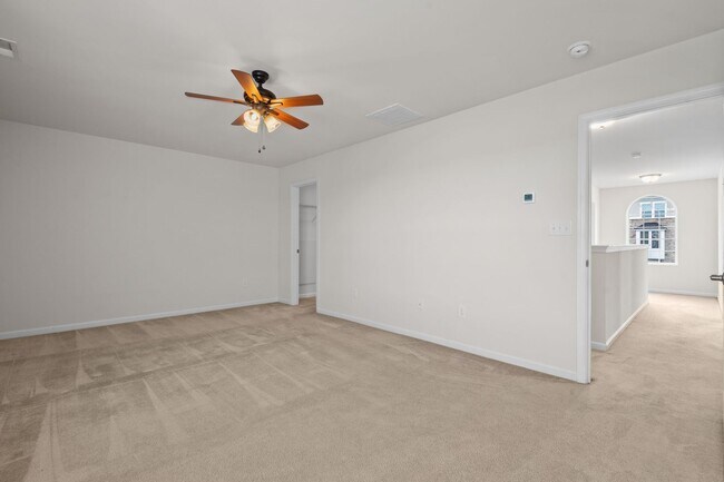 Building Photo - Smithfield Home