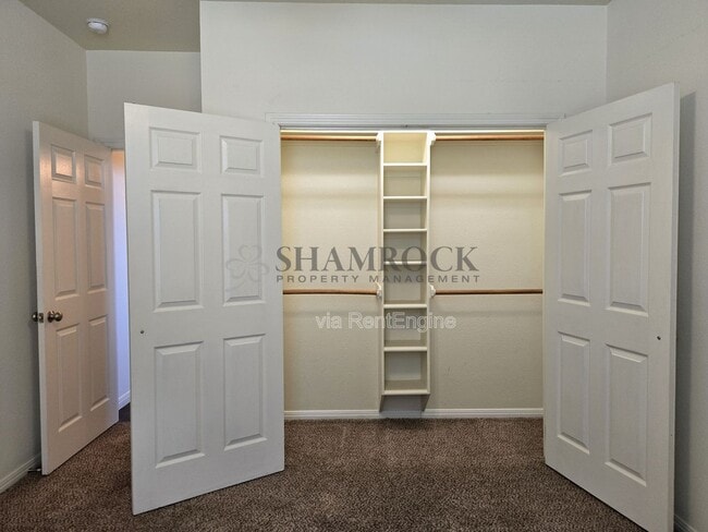 Building Photo - 3068 Clydesdale Way
