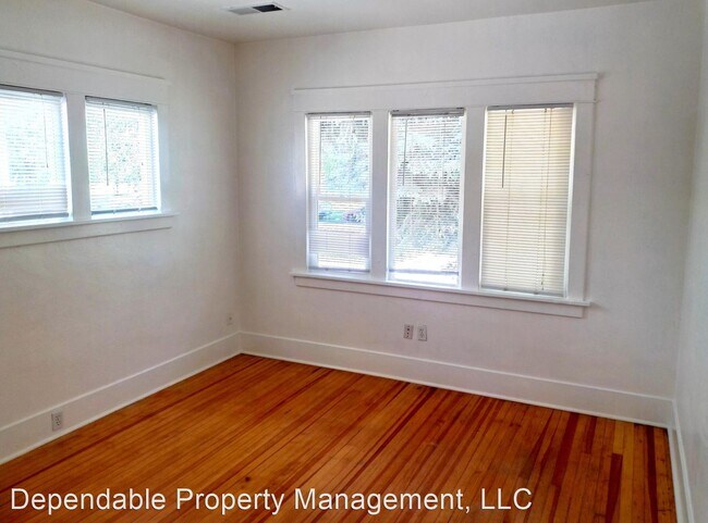 Building Photo - 8 br, 3.5 bath House - 1863 10th Avenue