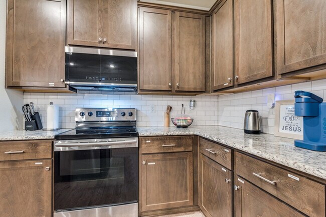 Building Photo - 108 Arrowhead Dr