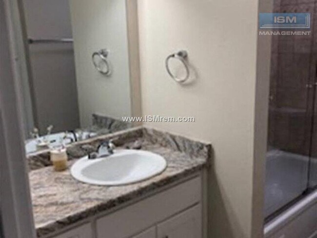 Building Photo - Chico Willow Creek