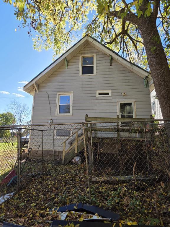 Building Photo - 111 Oakhill St