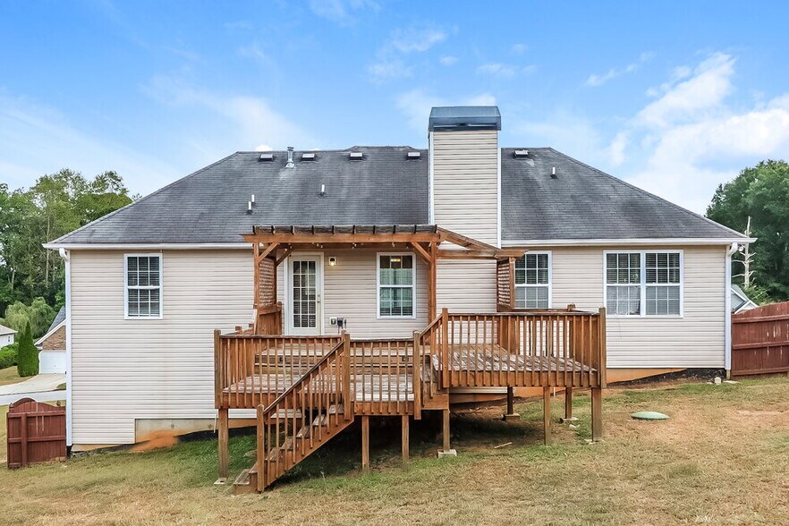 Building Photo - 460 Kyles Cir
