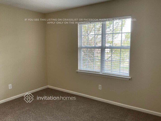 Building Photo - 2419 Ivy Run Dr