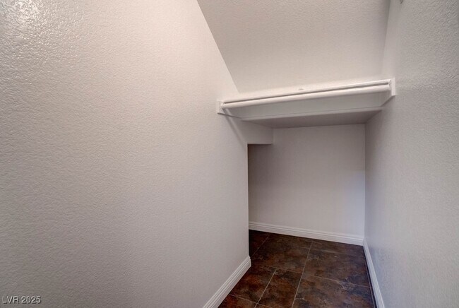 Building Photo - 3637 Pinnate Dr