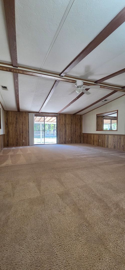 Building Photo - 3 Bedroom/3 Bath home in Archer FL