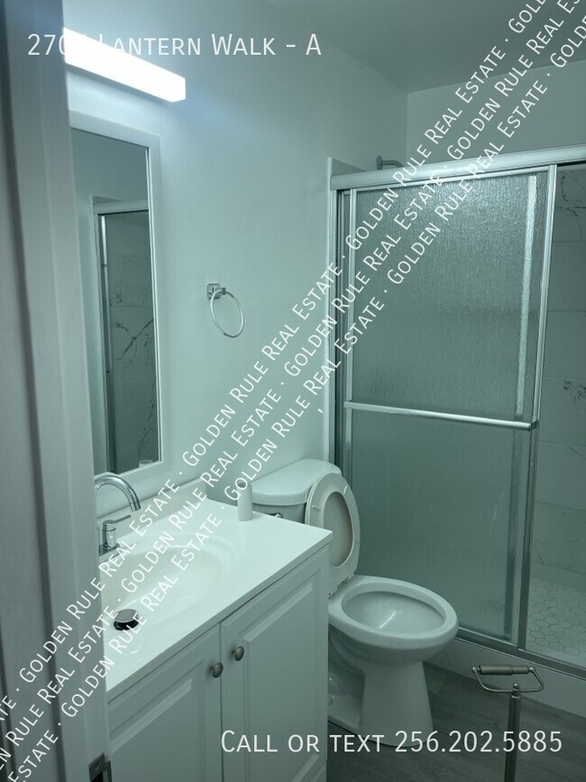 Building Photo - 2705 Lantern Walk SE