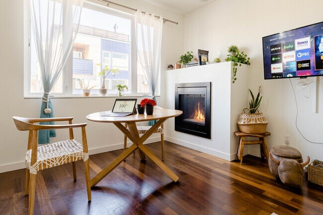 Building Photo - 3066 63rd Ave SW