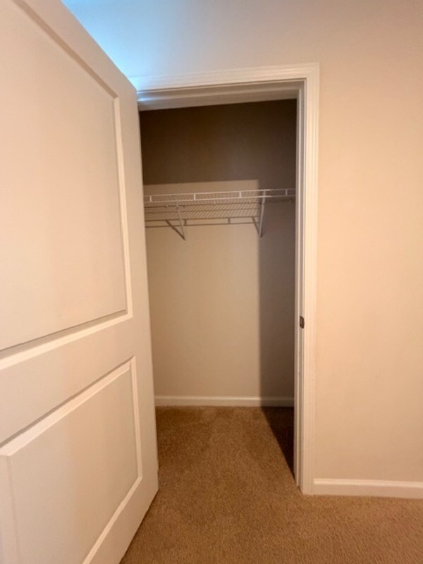 Building Photo - 328 Sandbach Rd