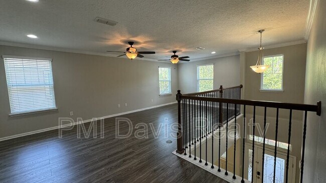 Building Photo - 2444 Raptor Rd