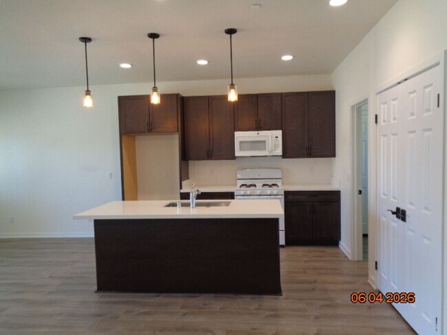 Building Photo - Executive Home in West Lancaster