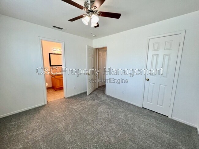 Building Photo - 5408 W Garland Ave